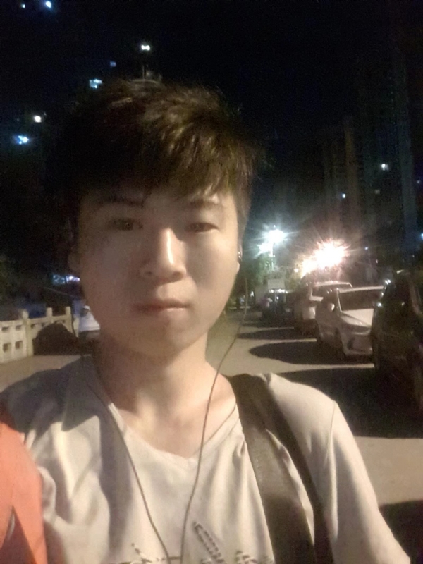 流星的瞬间的第一张照片--光泽交友网