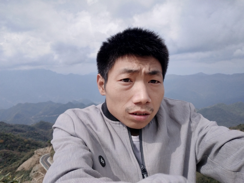 向后半生奋斗的第一张照片--光泽交友网