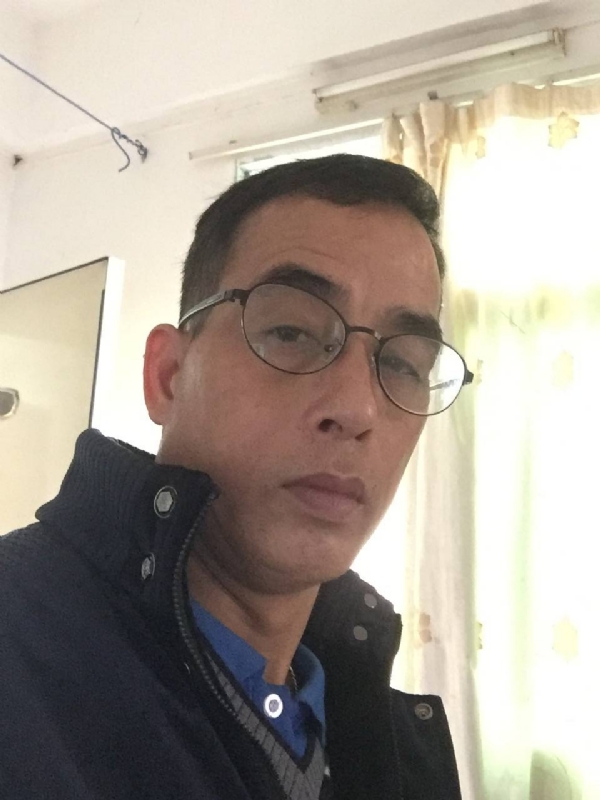 快乐人生的第一张照片--光泽交友网