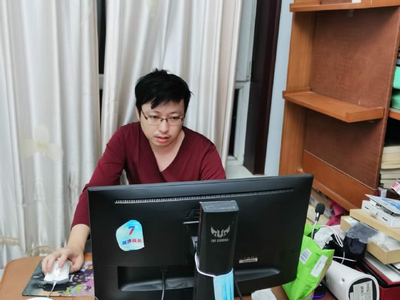 津彩的第一张照片--光泽交友网