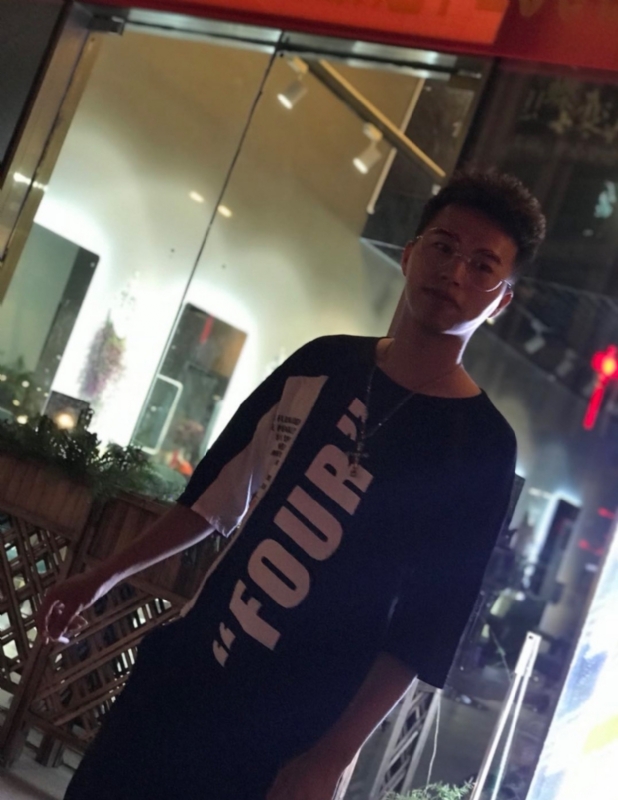 寻找的第一张照片--光泽交友网