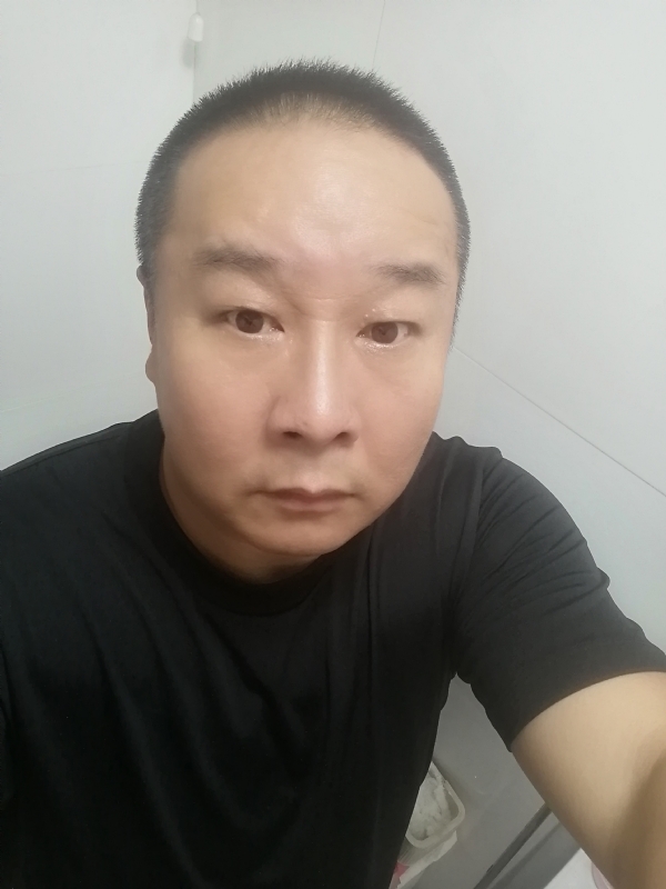 一束光的第一张照片--光泽交友网