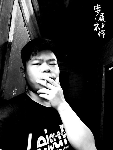 一見鍾情的第五张照片--光泽交友网