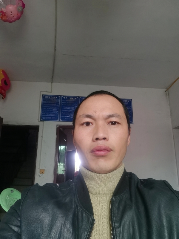 陈前的第一张照片--光泽交友网