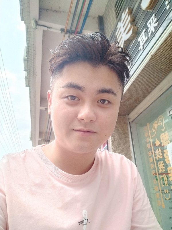 李健诚的第一张照片--光泽交友网