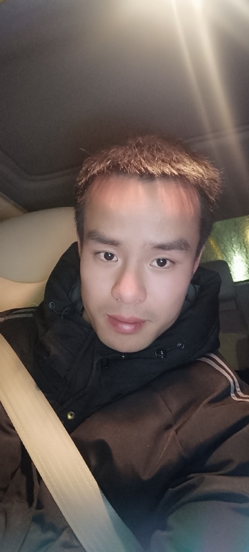 一直走在起跑线上的第一张照片--光泽交友网