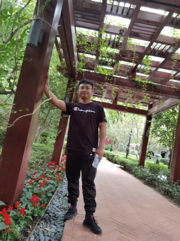 会飞的鱼的第四张照片--光泽交友网