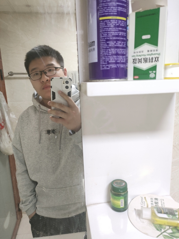 乌鸦坐飞机的第一张照片--光泽交友网