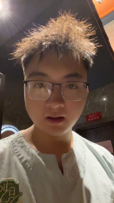 成熟稳重的男士的第一张照片--光泽交友网