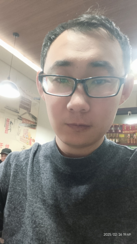 黑黑一笑的第一张照片--光泽交友网