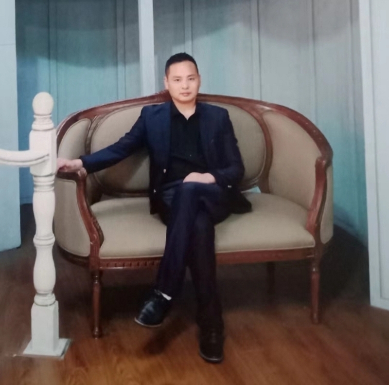 龙行天下的第二张照片--光泽交友网